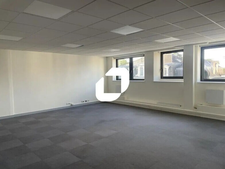 Bureau dans Nantes à louer - Photo de l’immeuble – Image 2 sur 9