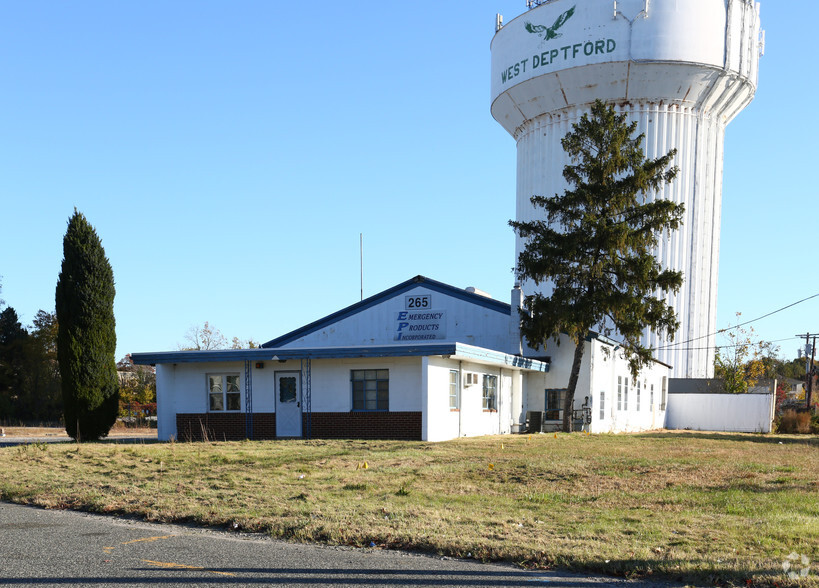 265 Jessup Rd, West Deptford, NJ à louer - Photo de l’immeuble – Image 2 sur 7