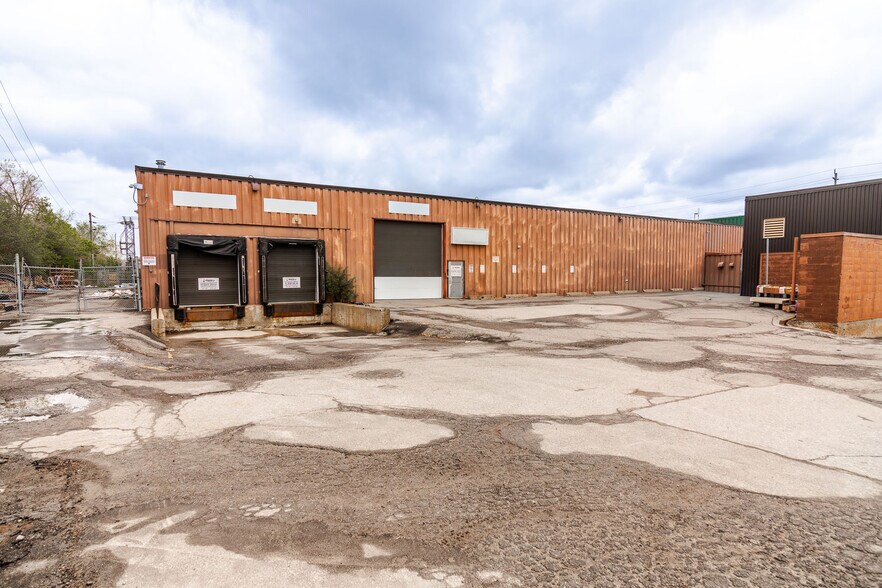 1283 Algoma Rd, Gloucester, ON à louer - Photo de l’immeuble – Image 2 sur 6