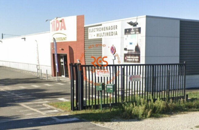 Plus de détails pour Local commercial à louer