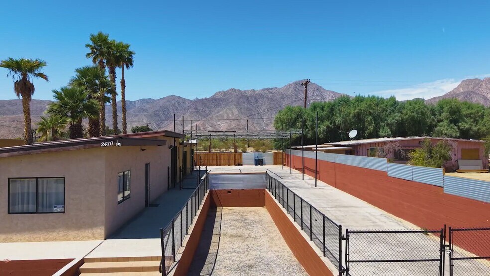 2476 Stirrup Rd, Borrego Springs, CA à vendre - Vidéo sur l’annonce professionnelle – Image 2 sur 81