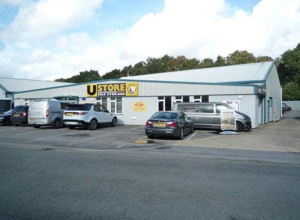 3-3A Vulcan Way, Sandhurst à louer Photo principale– Image 1 sur 2