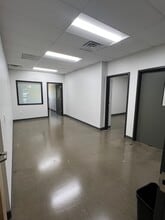 1508 Nw Vivion Rd, Kansas City, MO à louer Photo intérieure– Image 1 sur 6