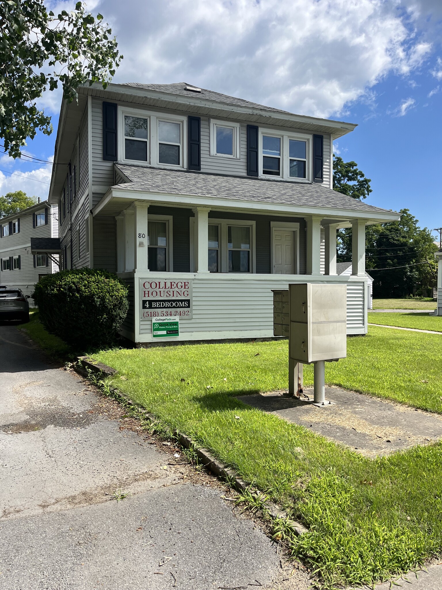 80 Broad St, Plattsburgh, NY à vendre Photo principale– Image 1 sur 8