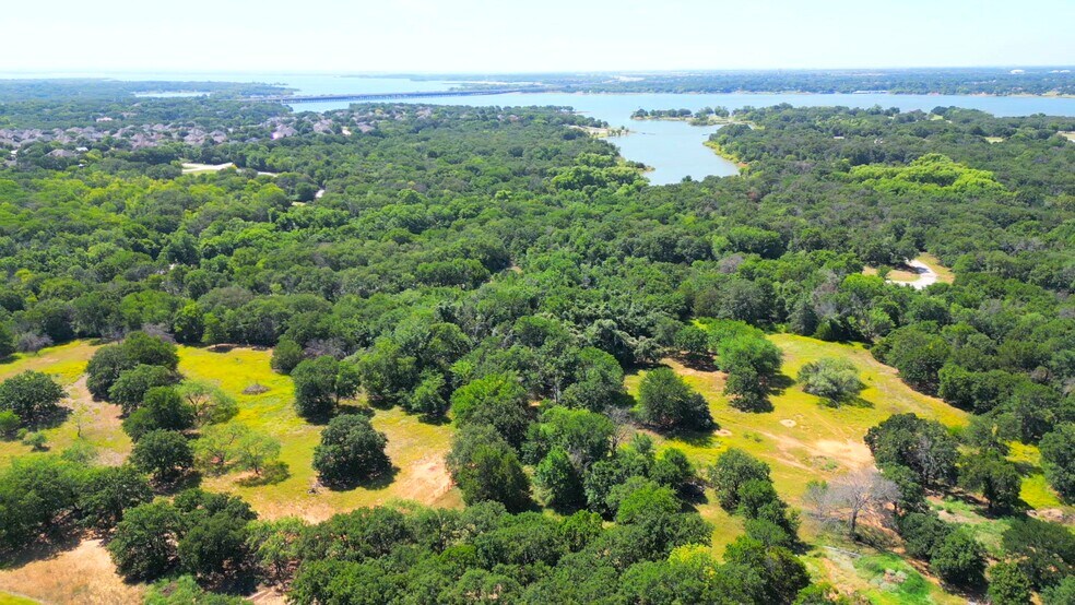 1155 Point Vista Rd, Hickory Creek, TX à vendre - Vidéo sur l’annonce professionnelle – Image 2 sur 12
