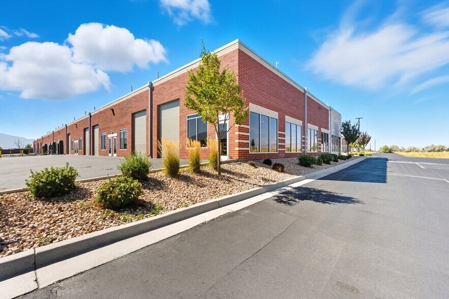 2250 W 500 N, Springville, UT à louer - Photo de l’immeuble – Image 2 sur 12