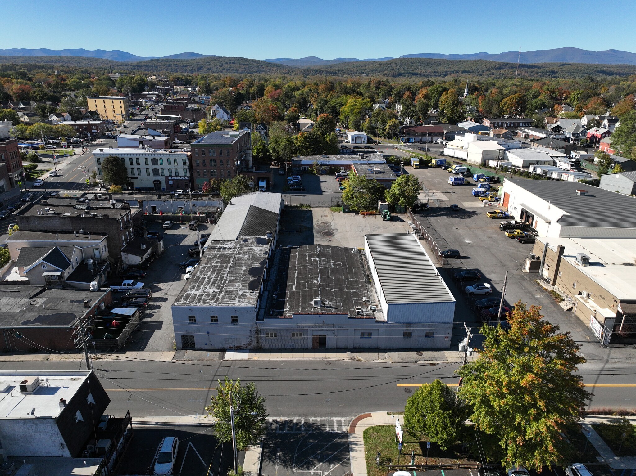 9 Cornell St, Kingston, NY à vendre Photo de l’immeuble– Image 1 sur 13