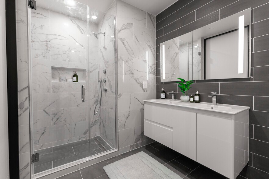231 W 20th St, New York, NY à vendre - Photo de l’immeuble – Image 3 sur 14