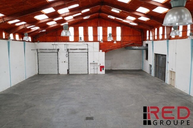 Plus de détails pour Aramon, Aramon - Industriel/Logistique à vendre