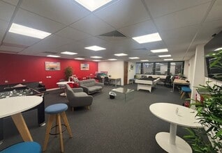 Perrywood Business Park, Redhill à louer Photo intérieure– Image 1 sur 3