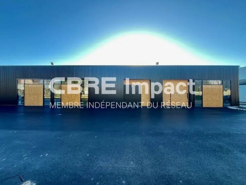 Local d’activités dans Cormontreuil à louer - Photo de l’immeuble – Image 3 sur 3