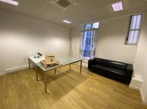 27 Rue De La Republique, Marseille à louer Photo intérieure– Image 2 sur 5