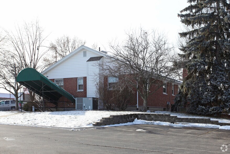 3944 Indian Ripple Rd, Dayton, OH à vendre - Photo de l’immeuble – Image 2 sur 2