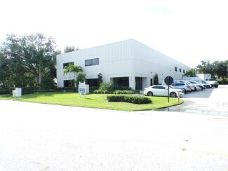 Plus de détails pour 355 Hiatt Dr, Palm Beach Gardens, FL - Bureau à louer