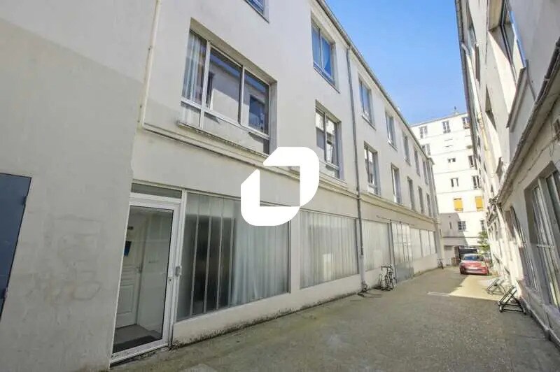 Bureau dans Paris à vendre - Photo de l’immeuble – Image 1 sur 11
