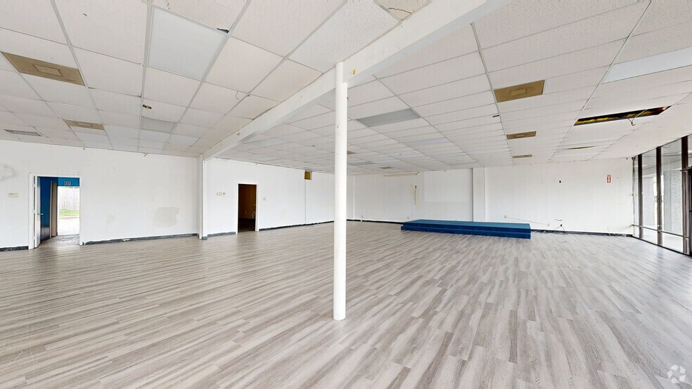 14829 Bellaire Blvd, Houston, TX à louer - Numérisation 3D Matterport – Image 2 sur 12