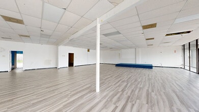 14829 Bellaire Blvd, Houston, TX à louer Numérisation 3D Matterport– Image 1 sur 9