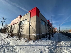 2329 W North Ave, Milwaukee, WI à vendre Photo de l’immeuble– Image 2 sur 6