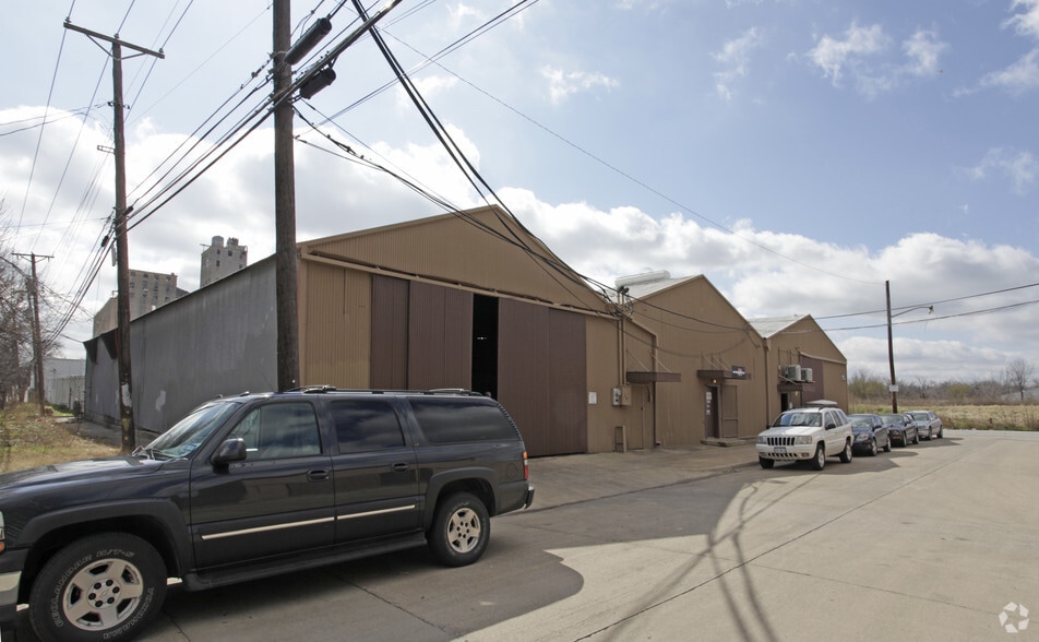 315 W Ripy St, Fort Worth, TX à vendre - Photo de l’immeuble – Image 3 sur 3