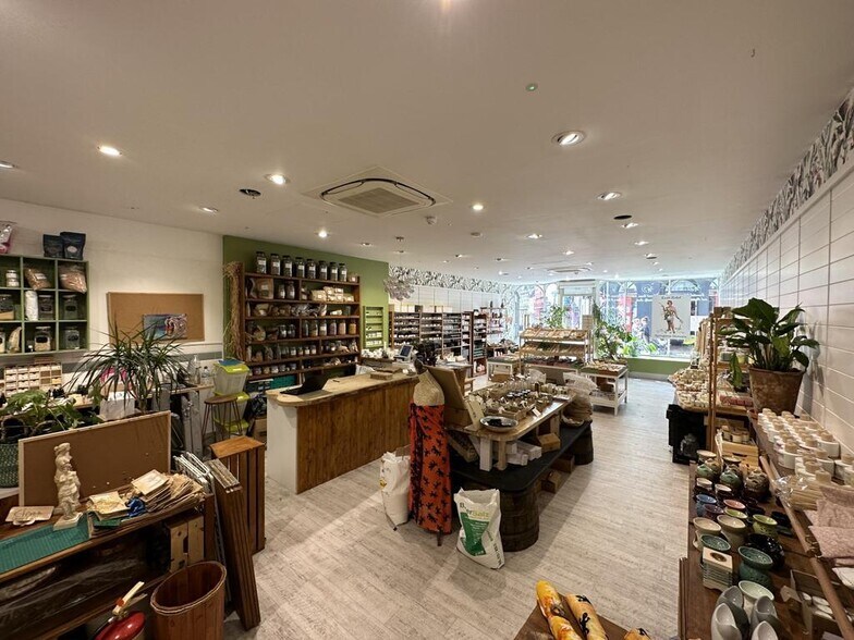 25 High St, Barnstaple à vendre - Photo de l’immeuble – Image 2 sur 5