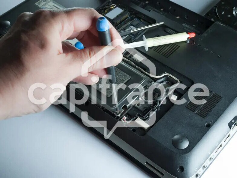 Local d'activités dans Montlhéry à vendre - Photo de l’immeuble – Image 2 sur 3