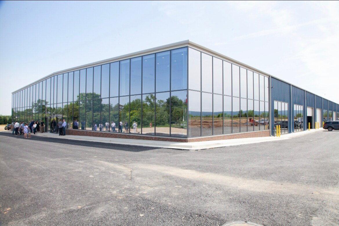 410 Jack Enders Blvd, Berryville, VA à louer Photo principale– Image 1 sur 3