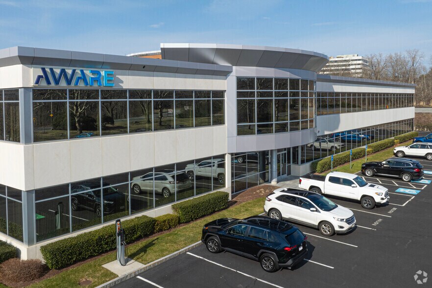 76 Blanchard Rd, Burlington, MA à louer - Photo principale – Image 1 sur 12