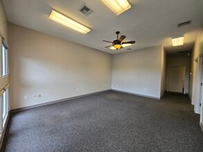10935 SE 177th Pl, Summerfield, FL à louer Photo intérieure– Image 2 sur 8