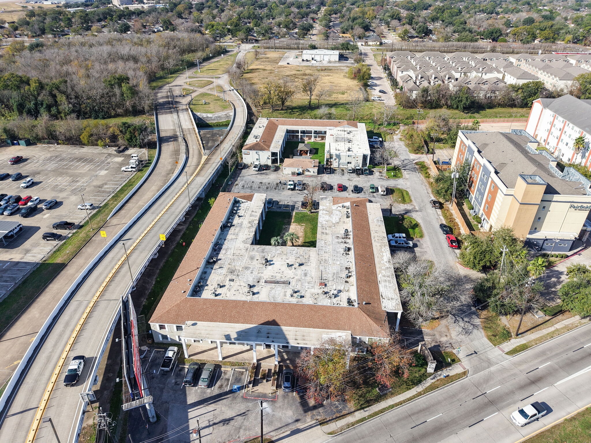 8800 Gulf Fwy, Houston, TX à vendre Photo principale– Image 1 sur 30