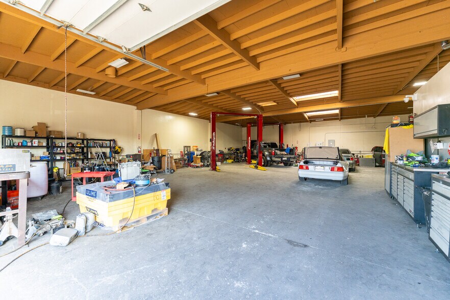 1322 W Compton Blvd, Compton, CA à louer - Photo de l’immeuble – Image 2 sur 11