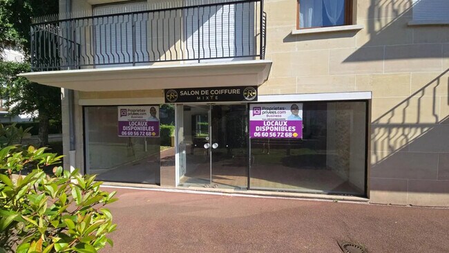 Plus de détails pour Local d’activités à vendre