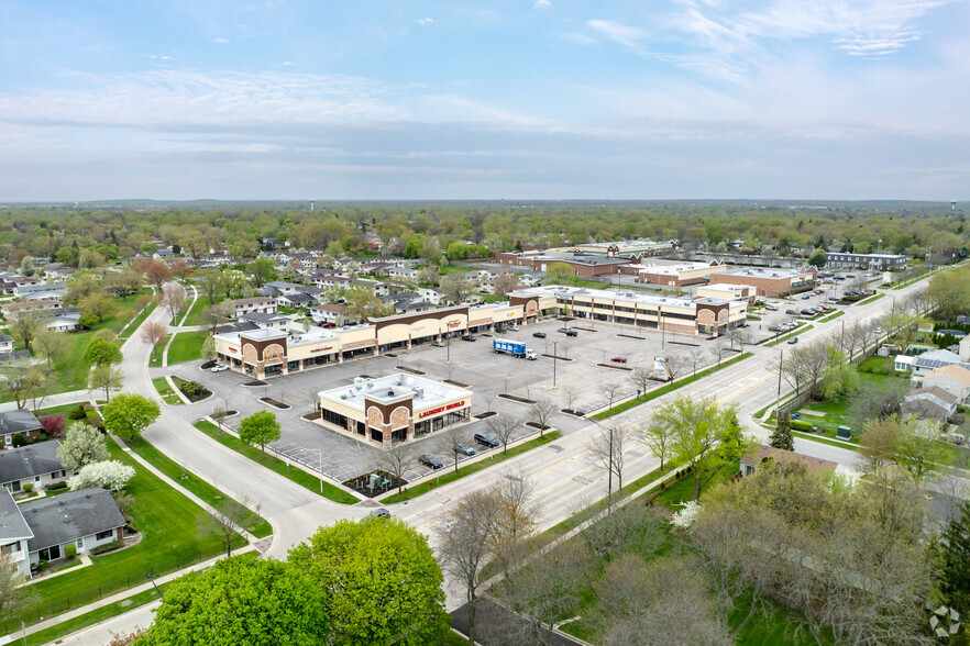 1401-1455 W Schaumburg Rd, Schaumburg, IL à louer - Photo de l’immeuble – Image 1 sur 5