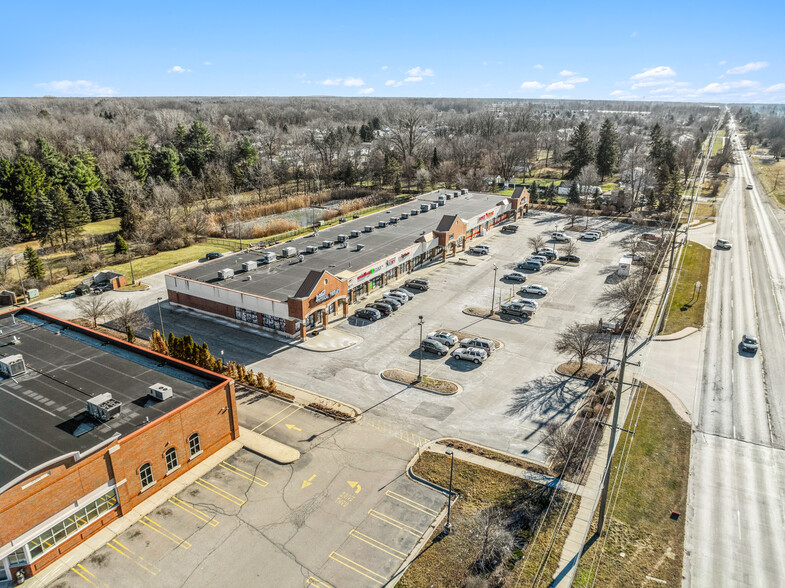 6055-6127 Rawsonville Rd, Belleville, MI à vendre - Photo de l’immeuble – Image 2 sur 10