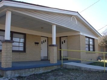 204 W Ave B, Killeen, TX à louer Photo principale– Image 1 sur 2