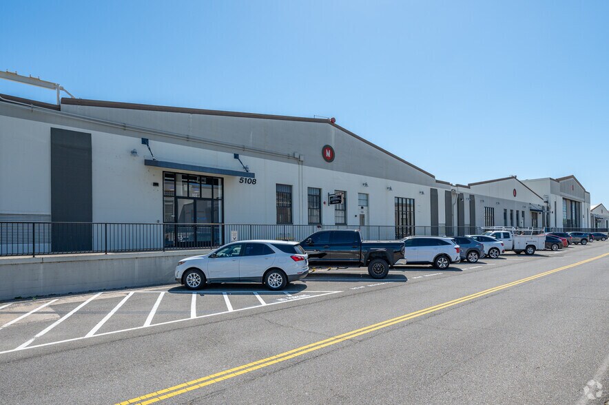 5022 Bailey Loop, Mcclellan, CA à louer - Photo de l’immeuble – Image 3 sur 9