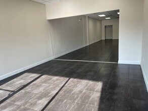 7325-7371 Lake Underhill Rd, Orlando, FL à louer Photo intérieure– Image 1 sur 4