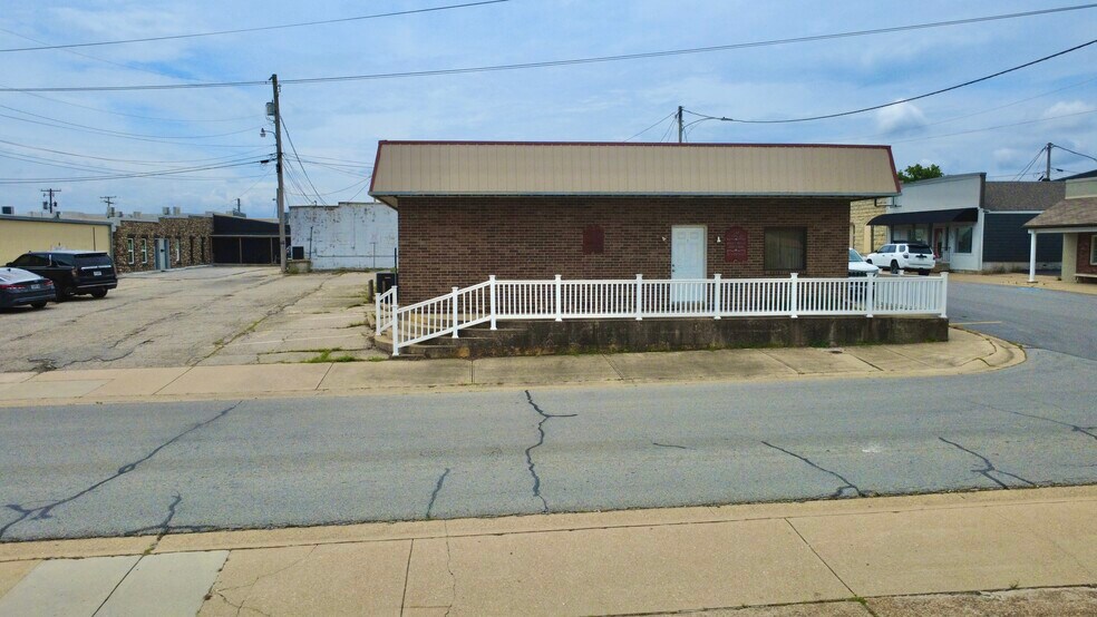 701 S Church St, Mountain Home, AR à vendre - Photo de l’immeuble – Image 3 sur 5
