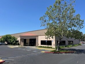 460-480 Technology Way, Napa, CA à louer Photo de l’immeuble– Image 1 sur 2