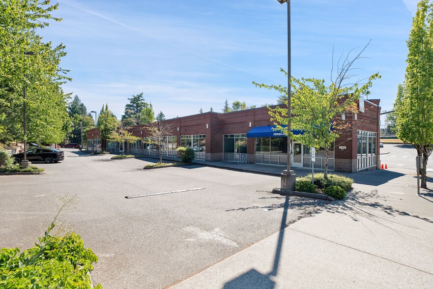 6225-6245 SW Capitol Hwy, Portland, OR à louer - Photo de l’immeuble – Image 1 sur 6