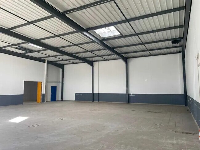 Plus de détails pour 61 Rue Paul Duvivier, Lyon - Local d'activités à louer