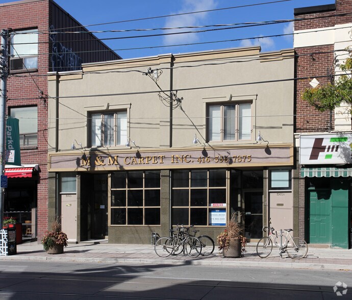 1560 Queen St W, Toronto, ON à louer - Photo de l’immeuble – Image 2 sur 45