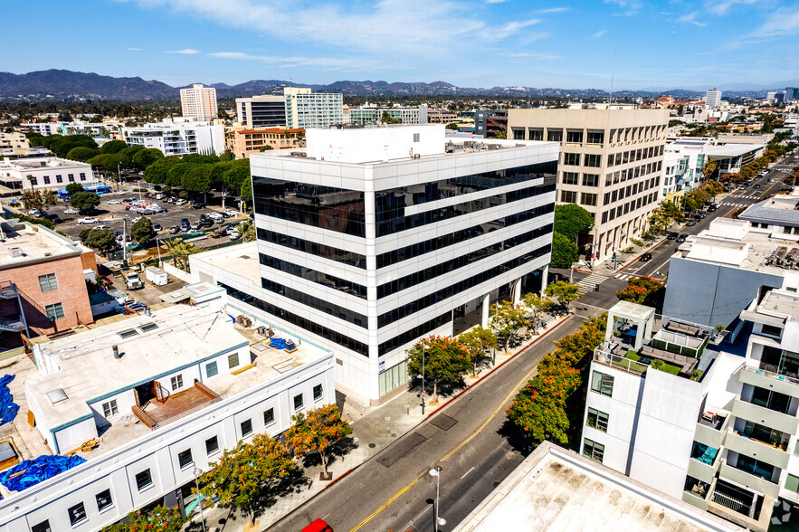 429 Santa Monica Blvd, Santa Monica, CA à louer - Aérien – Image 2 sur 6