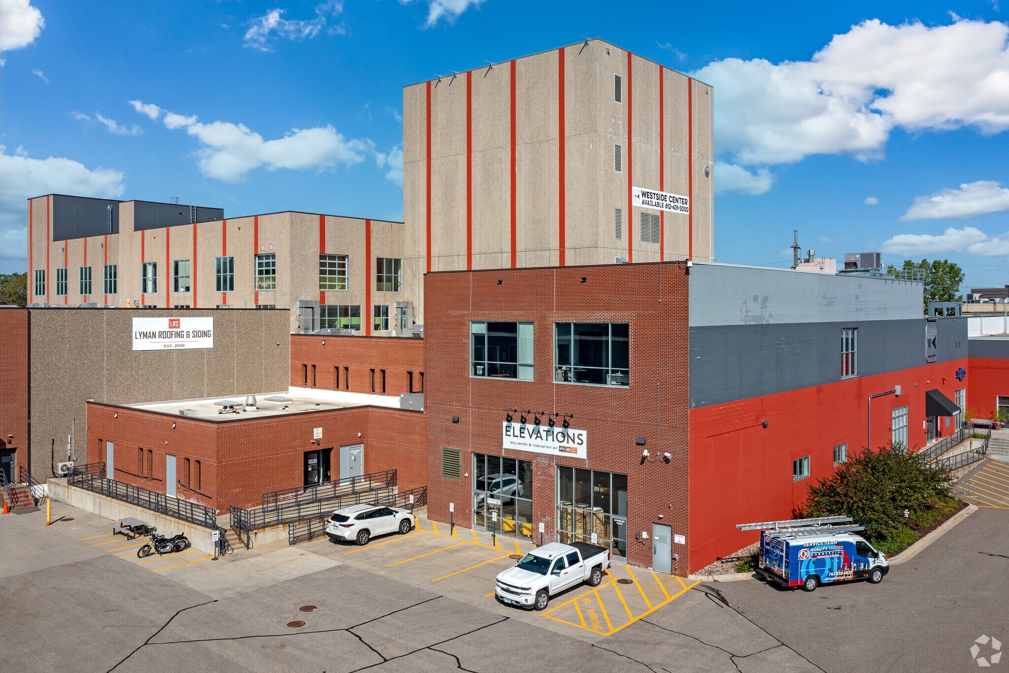 5320 W 23rd St, Saint Louis Park, MN à louer Photo de l’immeuble– Image 1 sur 5