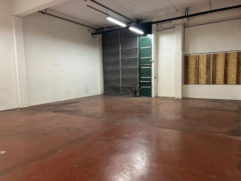 66 Rue Des Vanesses, Villepinte à louer - Photo de l’immeuble – Image 2 sur 14