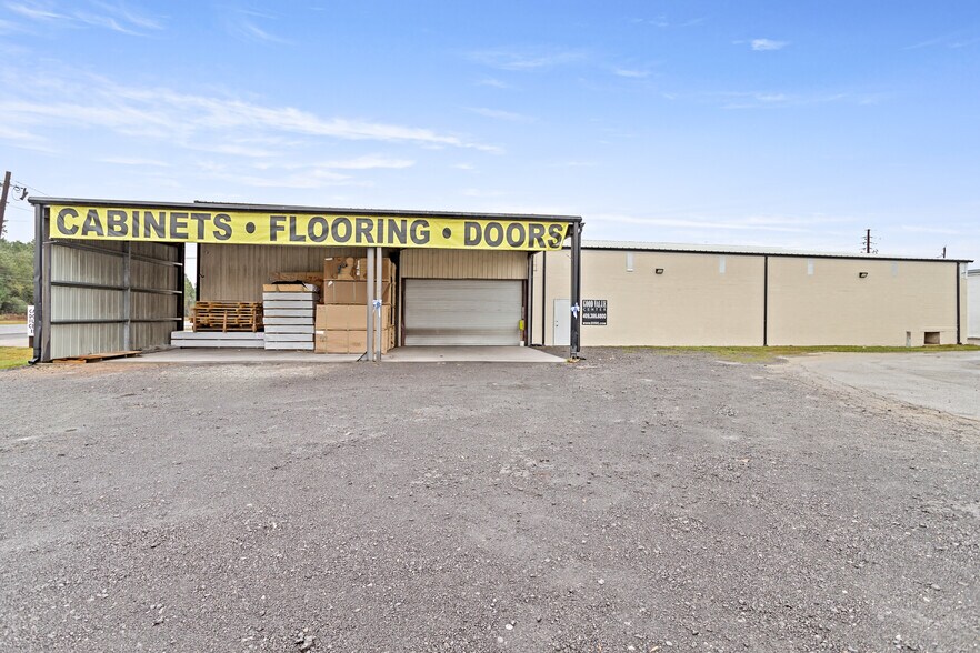 1400 N 5th St, Silsbee, TX à vendre - Photo de l’immeuble – Image 3 sur 19