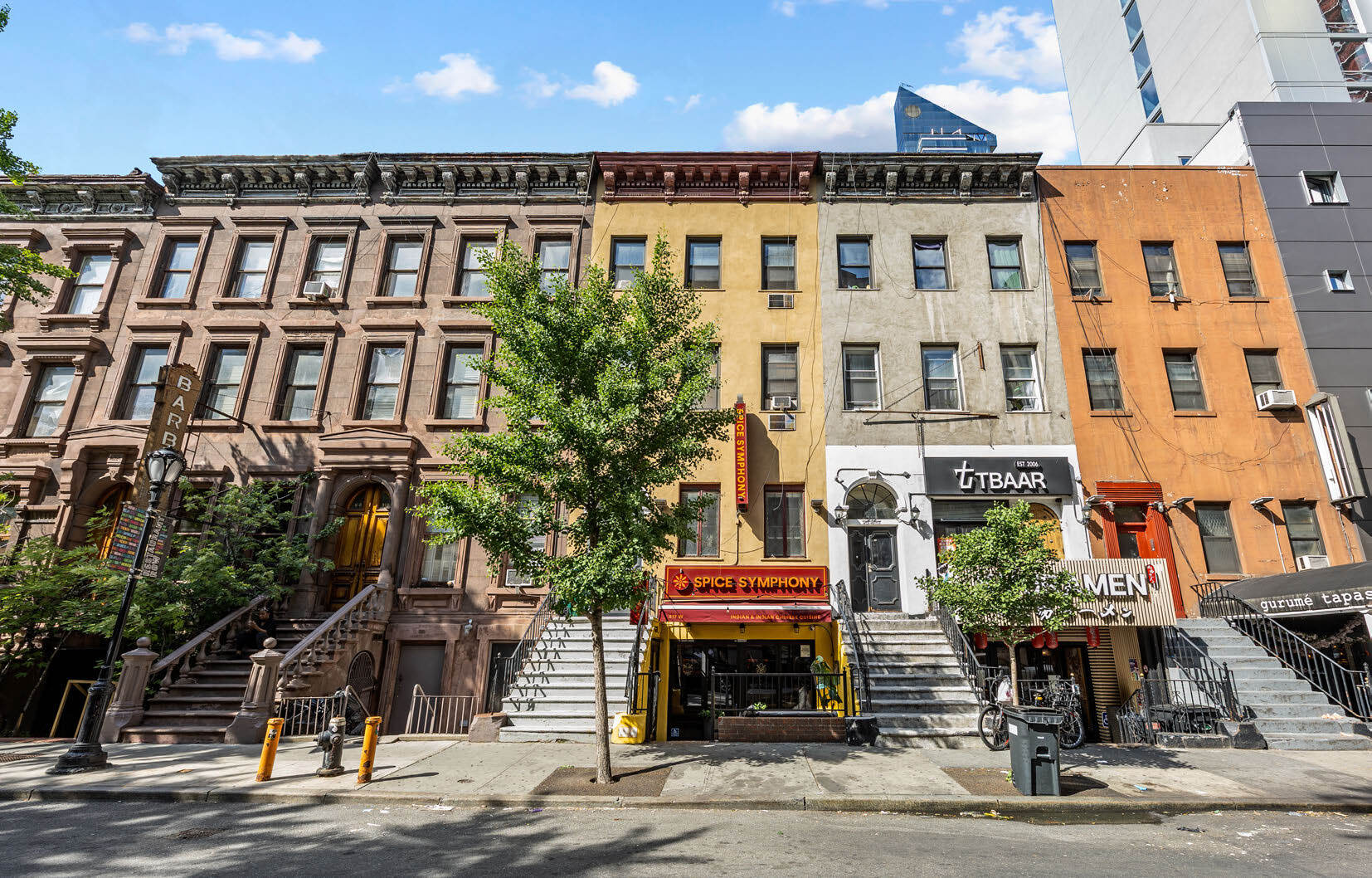 317 W 46th St, New York, NY à vendre Photo de l’immeuble– Image 1 sur 9