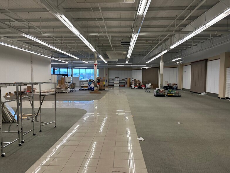 1302 Woodlawn Rd, Lincoln, IL à louer - Photo intérieure – Image 2 sur 12