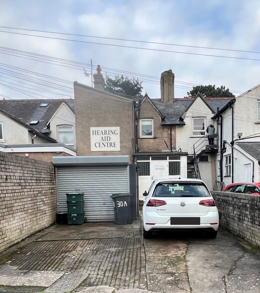 30 Sea View Rd, Colwyn Bay à louer - Photo de l’immeuble – Image 2 sur 2