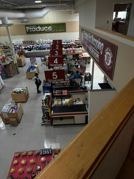 5 Store Memphis Retail Portfolio portefeuille de 1 biens à vendre sur LoopNet.fr - Photo de l’immeuble – Image 3 sur 6