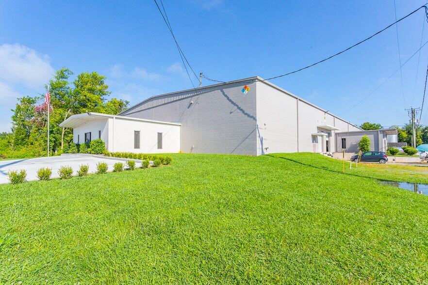 506 Bear Creek Rd, Dalton, GA à vendre - Photo de l’immeuble – Image 1 sur 109